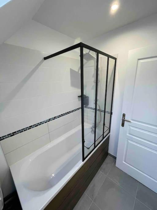 Apartament Le Bel Vue Sens Zewnętrze zdjęcie